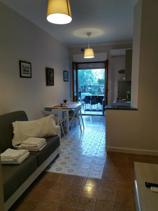 Sorrento'S Holidays Room 1 Eksteriør bilde